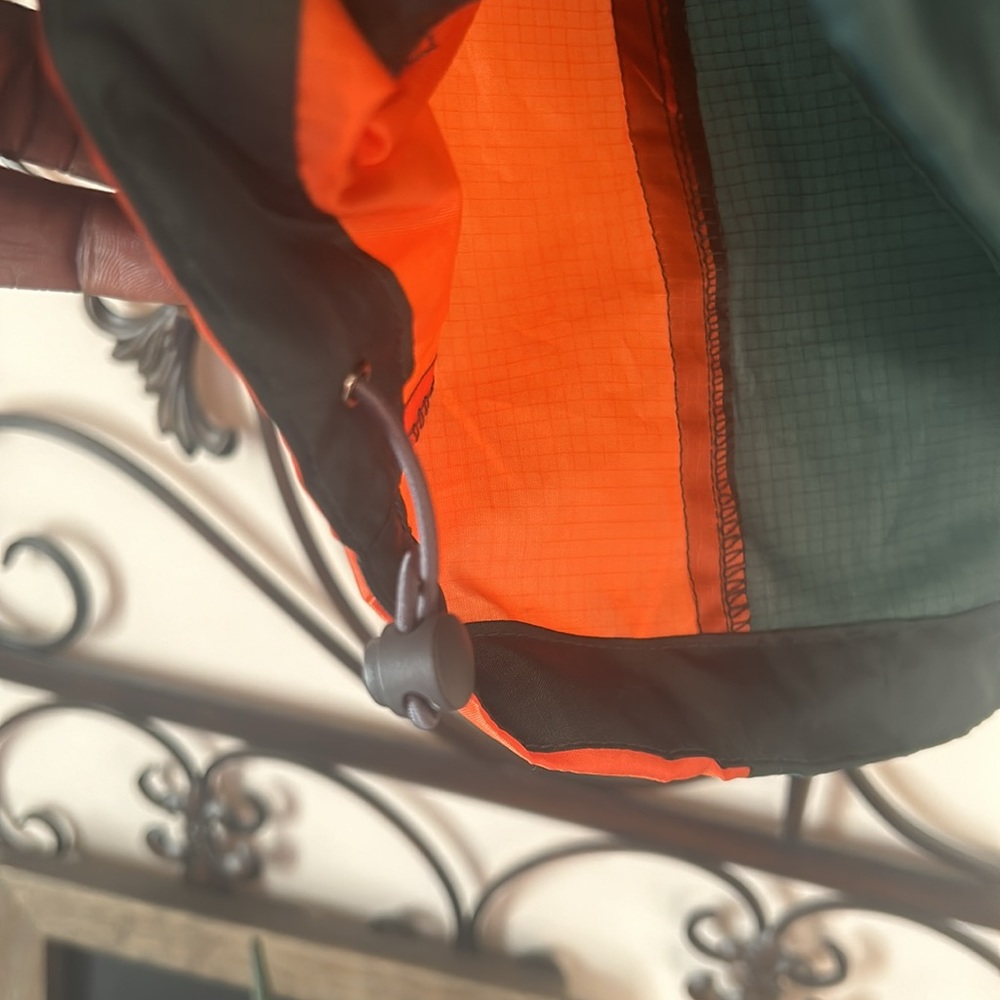 University of Miami Lightweight Jacket - Picture 4 of 8